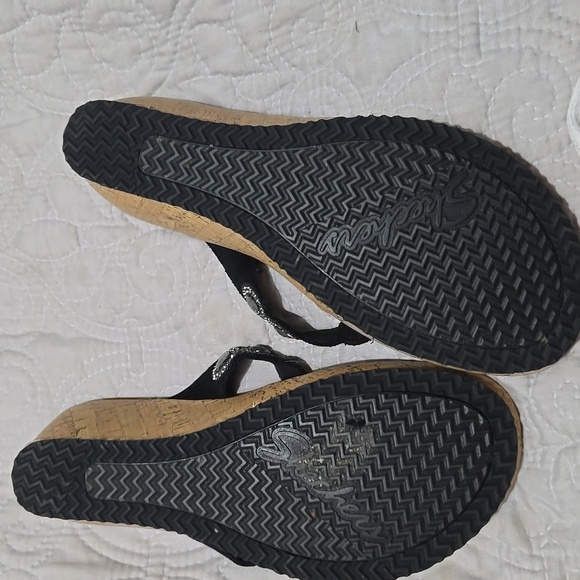 Sandals - Picture 2 of 2